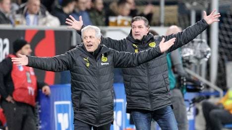 Michael Zorc und Lucien Favre hätten gerne mehr Punkte unter dem Weihnachtsbaum