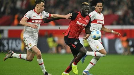 Bayer Leverkusen liegt deutlich vor dem VfB Stuttgart