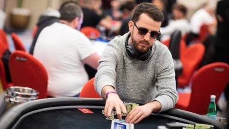 Koray Aldemir ist ein echter High Roller: Er spielt die teuersten Turniere der Welt