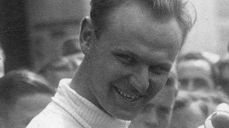 Gerhard Stöck nach seinem Olympiasieg 1936