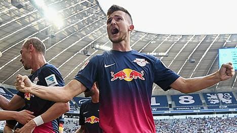 Denis Thomalla von RB Leipzig jubelt in der Allianz Arena