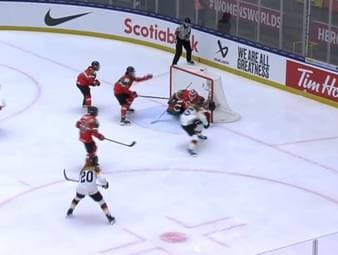 Die DEB-Frauen holen nach dem 5:2-Erfolg gegen Norwegen gegen Ungarn den 2. Sieg in Folge und lösen damit ihr Viertelfinalticket. 