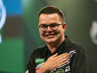 Dart-Star mit rührenden Worten für MvG