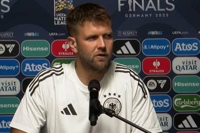 "Deswegen renne ich beim Schiri rum"