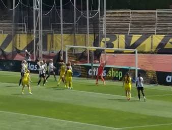 Die Frauen-Mannschaft von Borussia Dortmund verliert ihr Testspiel gegen Juventus Turin deutlich.