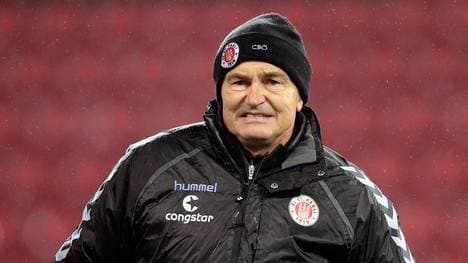 Ewald Lienen-Trainer FC St. Pauli