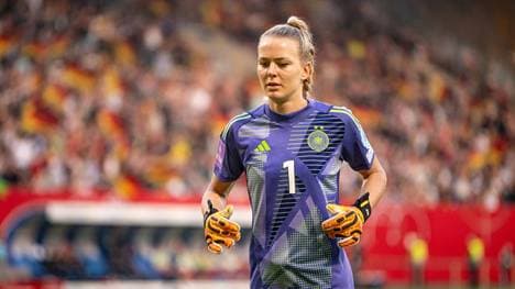 Merle Frohms steht noch bis 2025 bei Wolfsburg unter Vertrag