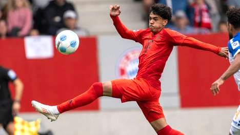 Adam Aznou steht in der Youth League in der Startelf