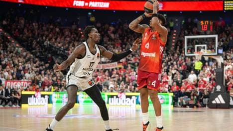 Bayern verlieren gegen Bonga und Belgrad