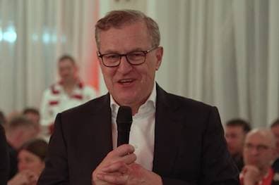 "Unfassbar!" Diese Bankett-Rede hat es in sich