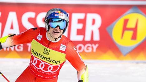 Mit diesem Helm darf Marco Odermatt in der kommenden Saison nicht mehr jubeln