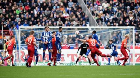 Karlsruher SC v 1. FC Kaiserslautern - 2. Bundesliga