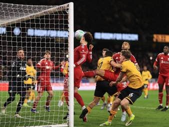 Liverpool-Blamage nach "Fehlschuss des Jahres"