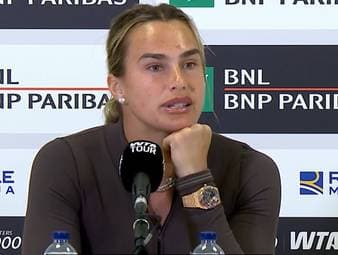 Ein Kampf um das Preisgeld beherrscht derzeit die Tenniswelt bei den anstehenden French Open. Die Weltranglistenerste Aryna Sabalenka kündigt im Ernstfall die heftigste aller Maßnahmen an.