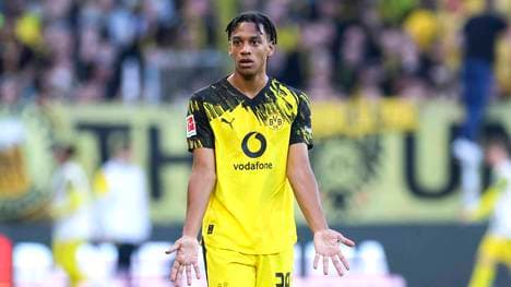 Filippo Mane verursacht einen Elfmeter, der unschöne Folgen hat