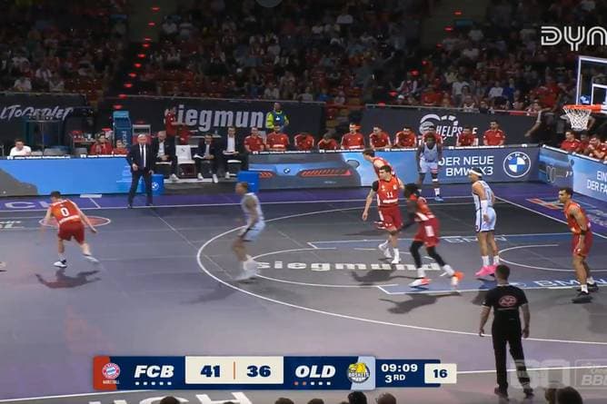 FC Bayern München Basketball - EWE Baskets Oldenburg