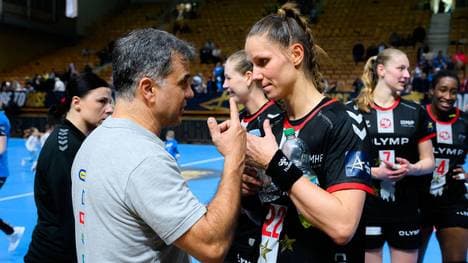 Auch Xenia Smits (r.) hat den Klub schon verlassen