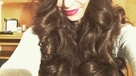 Sila Sahin geht auf die Facebook-Wette eines Fans ein - kommt sie zu seiner Party?