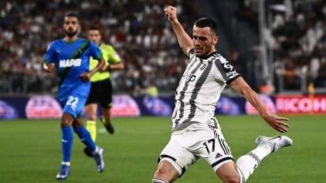 Kostic läuft zum ersten Mal für Juve auf