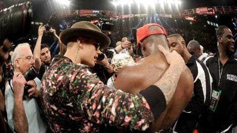 Justin Bieber und Floyd Mayweather