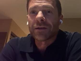 Nach dem 2:1-Halbfinalsieg über England schwärmt Xabi Alonso von den Leistungen von Lionel Messi bei der WM. Der neue Chelsea-Trainer lobt vor allem die Spielintelligenz des argentinischen Superstars.