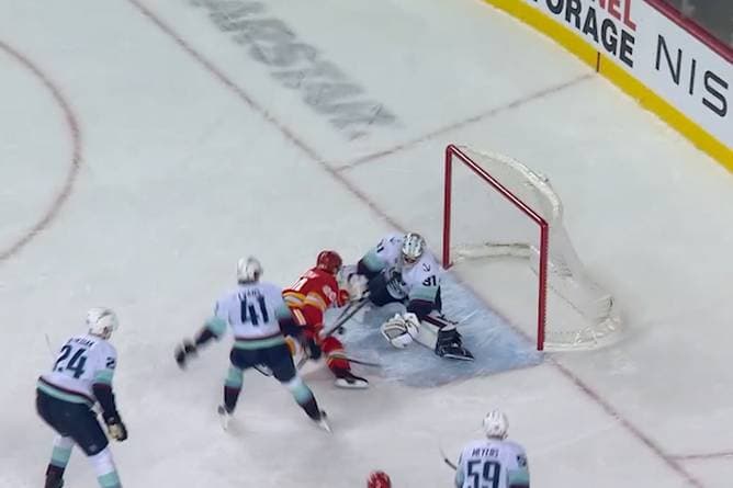 41 Paraden! One-Man-Show von deutschem NHL-Star