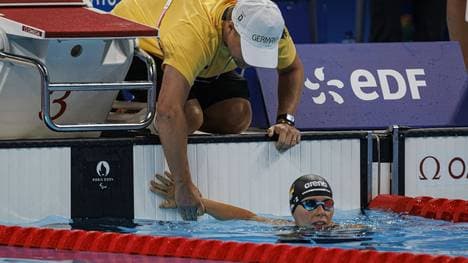 Scholz kommt in Paris langsam besser zurecht