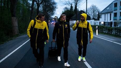 Borussia Dortmund Bus Explosion Injures One