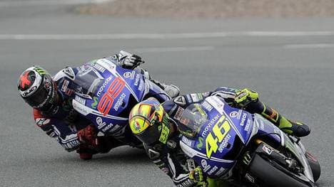Noch ohne Sieg in der Saison 2015: Valentino Rossi und Jorge Lorenzo