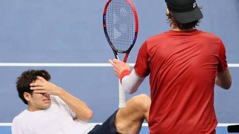 Zizou Bergs (r.) hatte seinen Gegner umgerannt