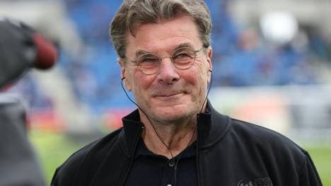 Dieter Hecking kämpft mit Wolfsburg um den Klassenerhalt