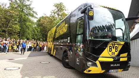 Mehrere Spieler verpassen den Treffpunkt am Stadion