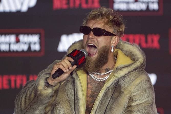 "8-Jährige im Ring": Boxrüpel verspottet Gegner