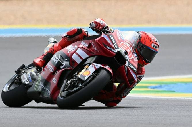 Nach Ärger um Asphaltloch: Marc Márquez gewinnt MotoGP-Sprint