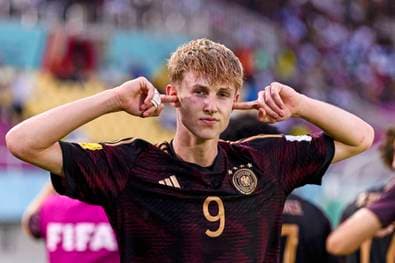 Trotz Bayern-Aus: Löst er Deutschlands Sturm-Problem?