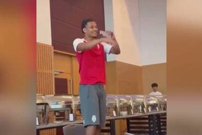 Deutsch-Rap! Eric Dier feiert Ex-BVB-Talent