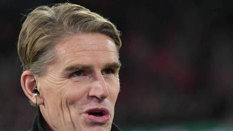 Vor dem Spiel gegen Manchester United stellte sich Christoph Freund den Fragen von Sebastian Hellmann