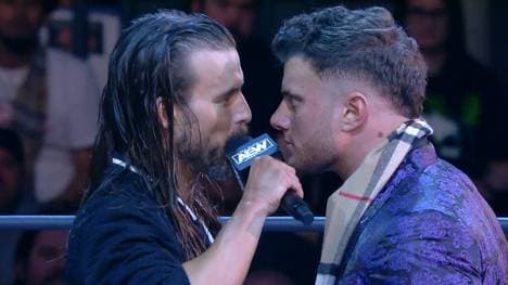 Adam Cole (l.) forderte bei AEW Dynamite World Champion MJF heraus