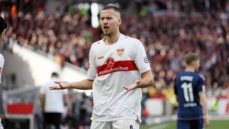 Waldemar Anton spielt mit dem VfB Stuttgart gegen den Abstieg aus der Bundesliga