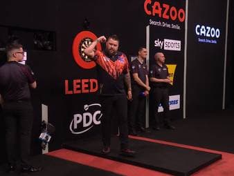Michael Smith gewinnt den dreizehnten Spieltag der Premier League of Darts im Finale von Leeds gegen Gerwyn Price mit 6:4.