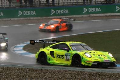 Preining gewinnt vorletztes Saisonrennen