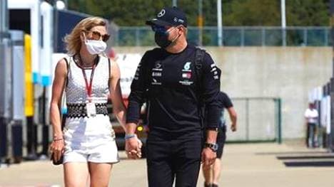 Valtteri Bottas mit seiner Freundin Tiffany Cromwell