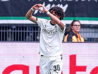 Gladbach-Juwel wandelt auf Moukokos Spuren