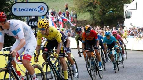 Primoz Roglic ist der Mann in Gelb