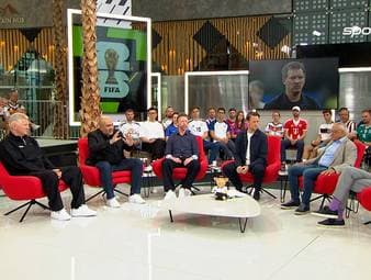 Die Expertenrunde im FIROCKX.ONE WM Doppelpass spricht über Julian Nagelsmann und den DFB. War der ehemalige Bundestrainer nicht fleißig genug? Dieser Vorwurf sorgt für eine hitzige Debatte.