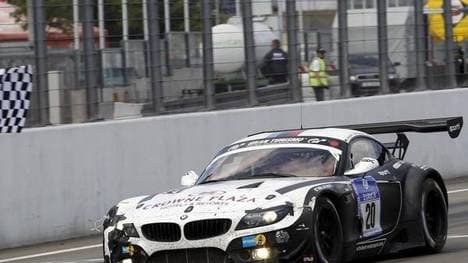Der Schubert-BMW mit der Startnummer 20 fuhr auf die Pole-Position