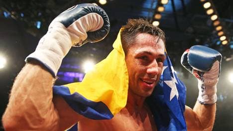 Felix Sturm v Darren Barker - IBF Middleweight World Championship