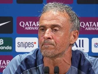 Nach einer „unglaublichen Saison“ erwartet Luis Enrique von Ousmane Dembélé weitere Steigerungen. Für den PSG-Trainer bleibt der Flügelspieler unverzichtbar.