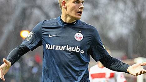 Max Christiansen spielte bislang fünf Mal in die u !9