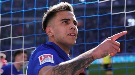 Schalke feiert 2:1-Sieg gegen Hannover